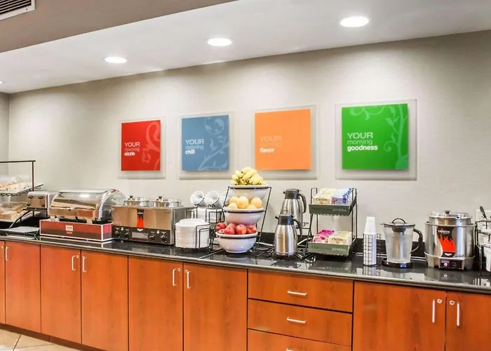 Comfort Inn & Suites West Chester - North Cincinnati