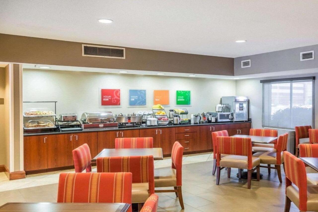 Hotel Comfort & - North Cincinnati