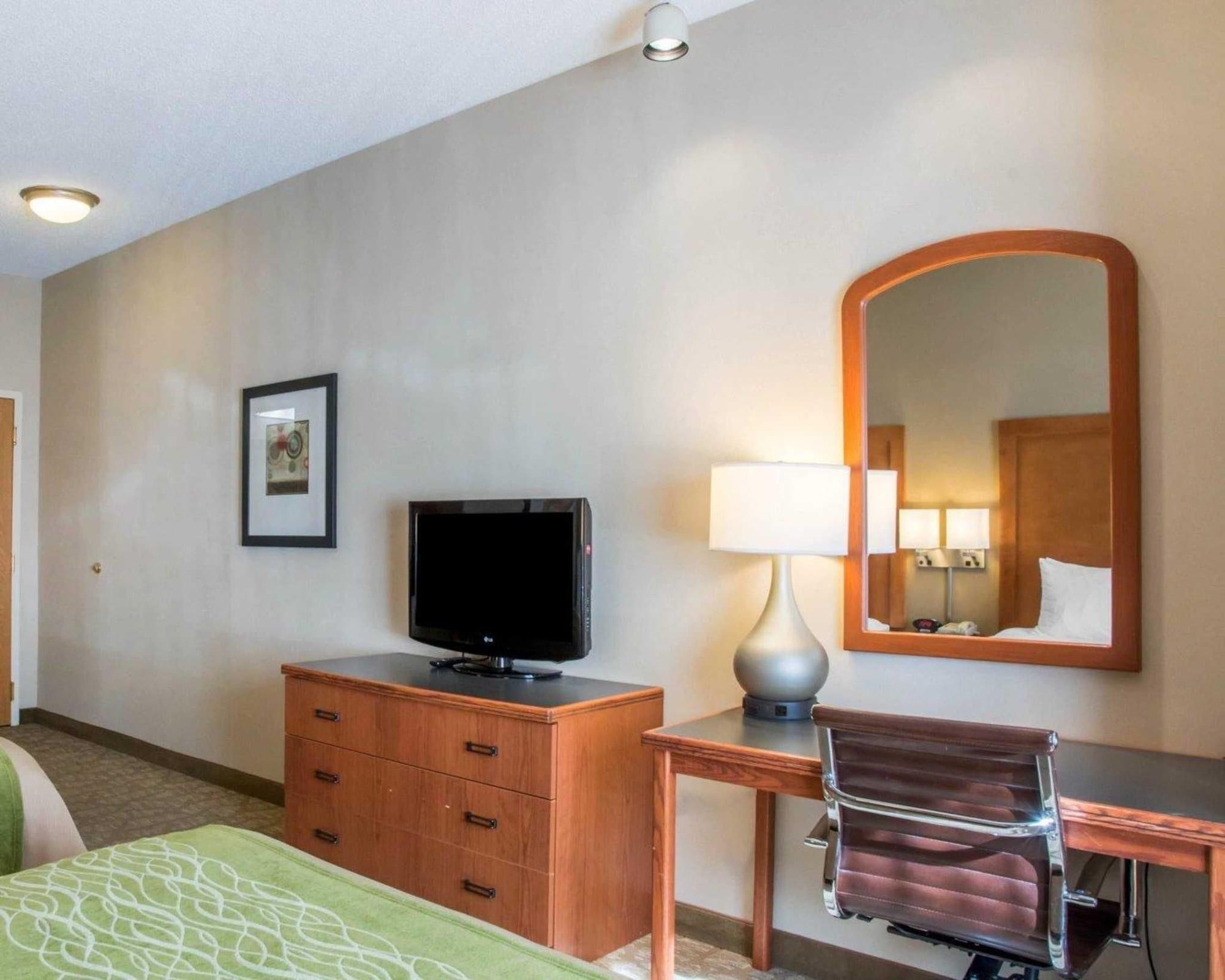 Comfort & - North Cincinnati 2* West Chester