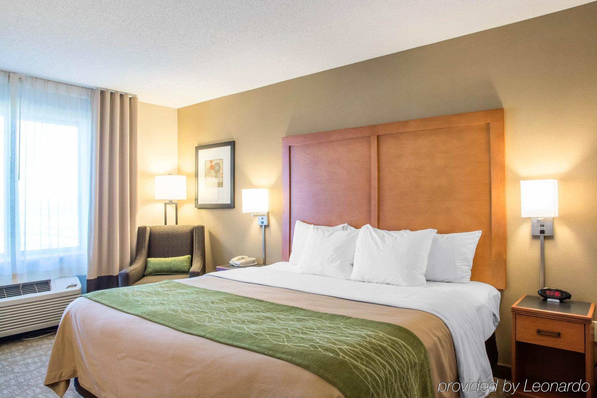 Comfort & - North Cincinnati Hotel West Chester