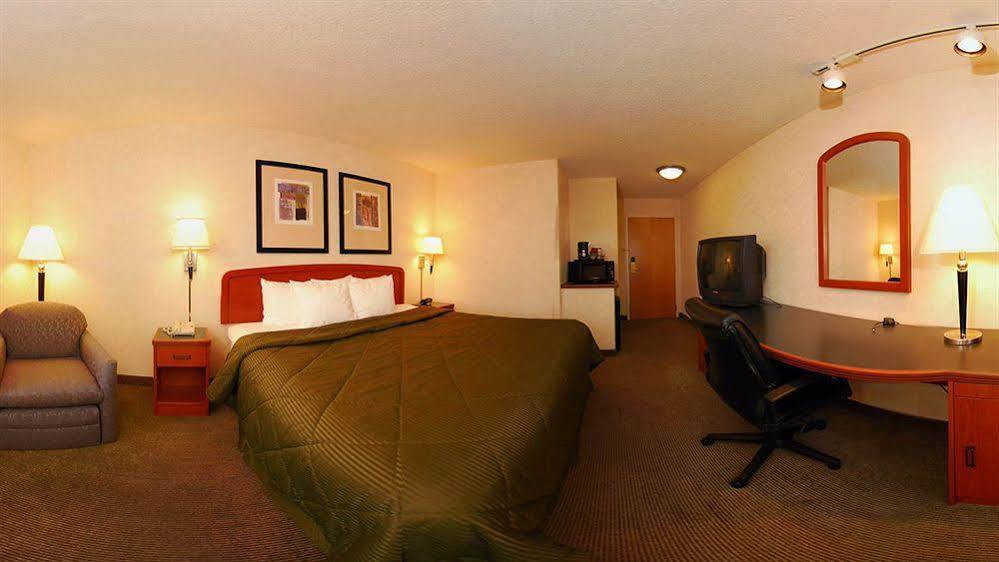 Comfort & - North Cincinnati Hotel 2*
