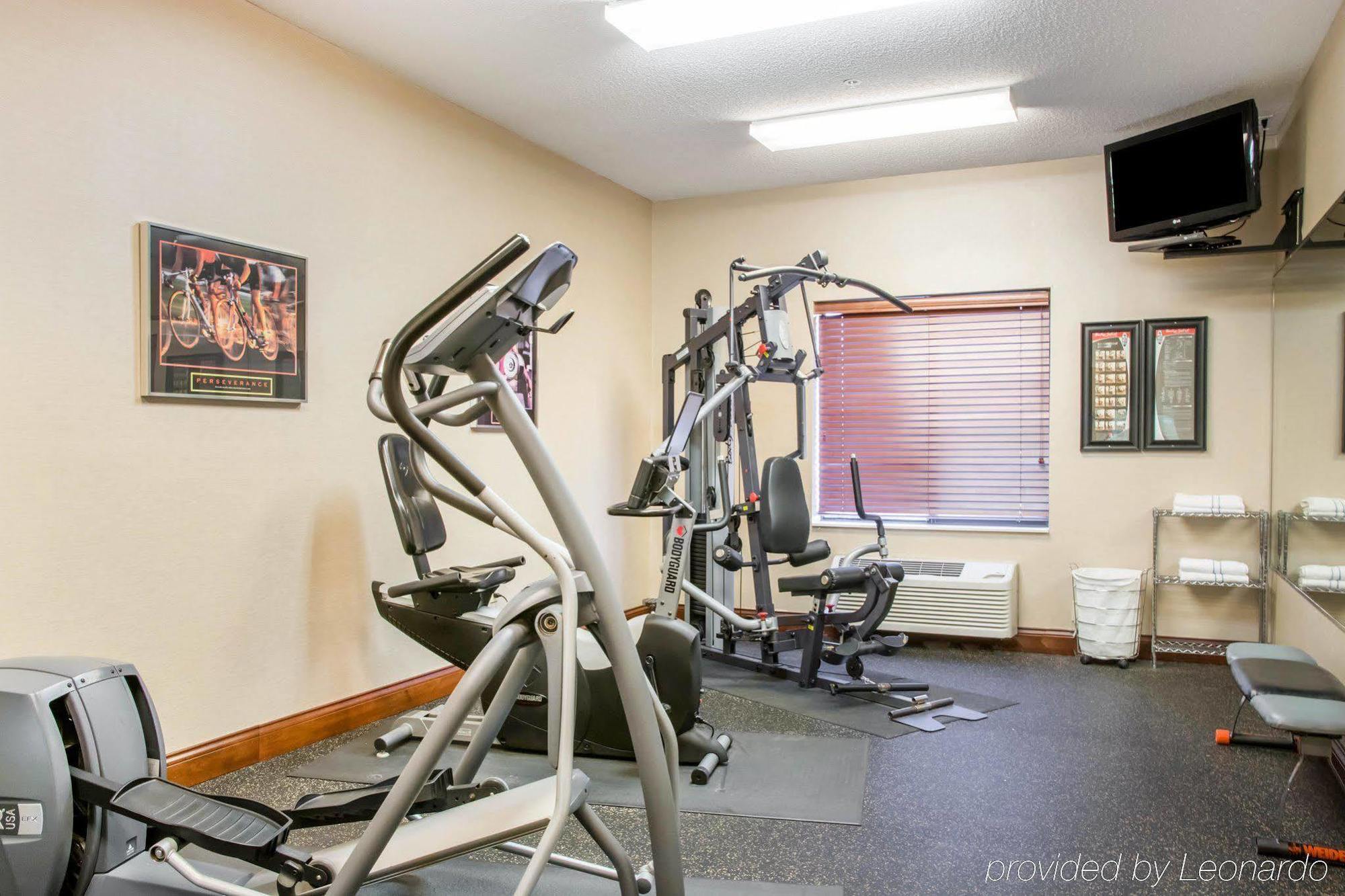 Hotel Comfort & - North Cincinnati West Chester